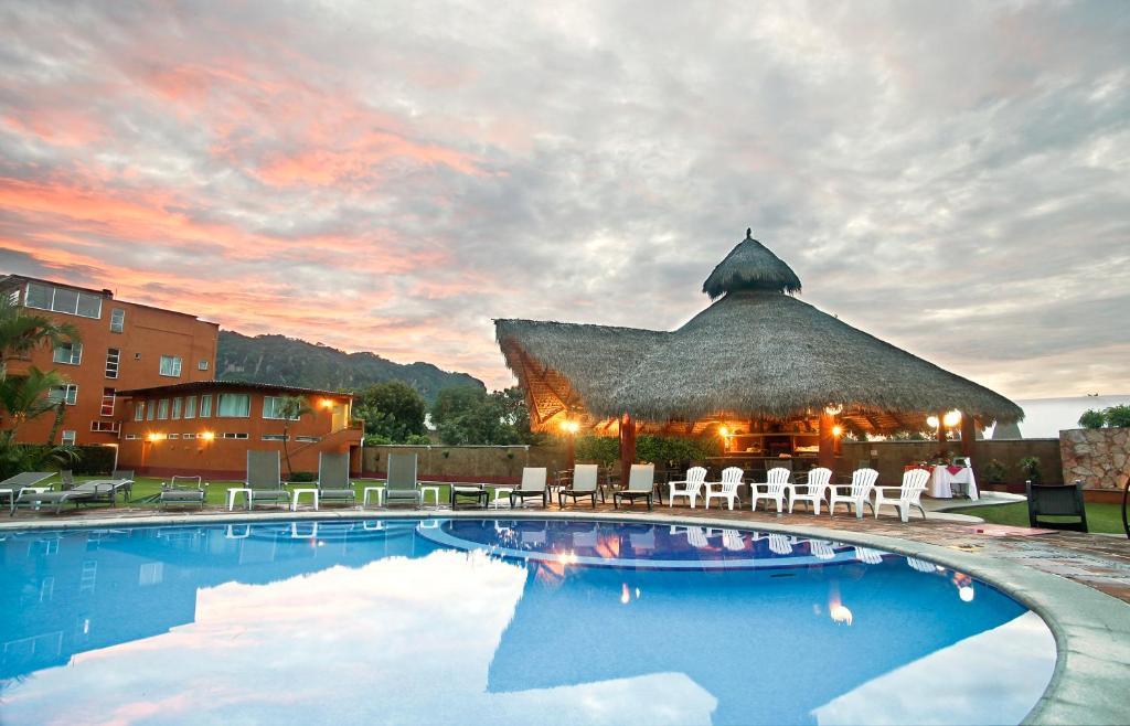 Hotel Real Del Valle Тепоцтлан Екстериор снимка