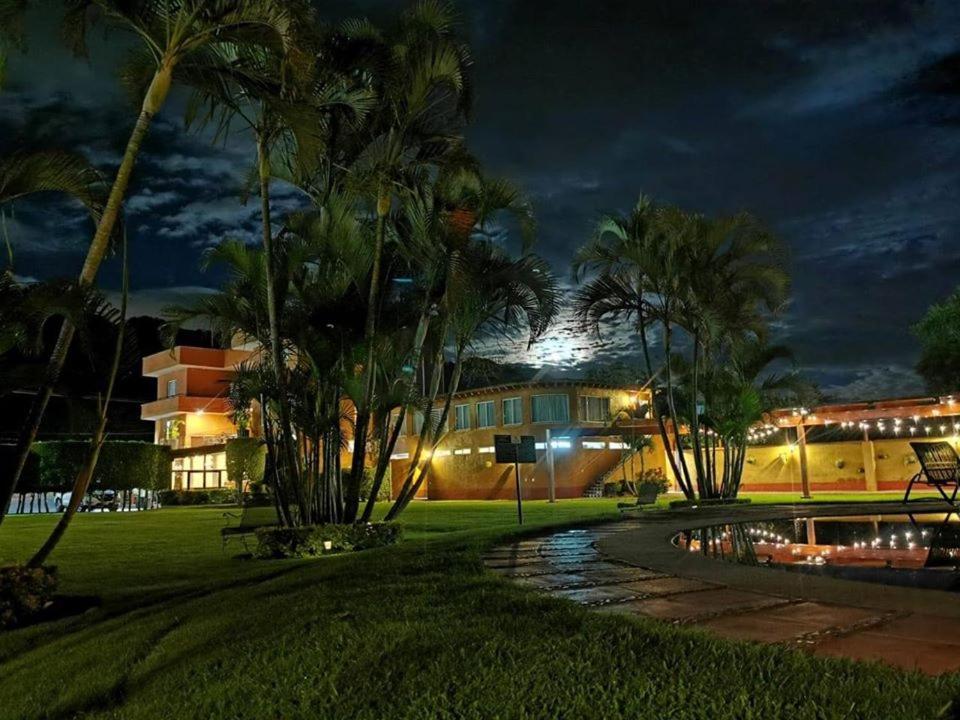 Hotel Real Del Valle Тепоцтлан Екстериор снимка
